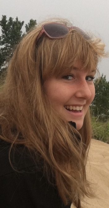 Liz outdoors on the beach